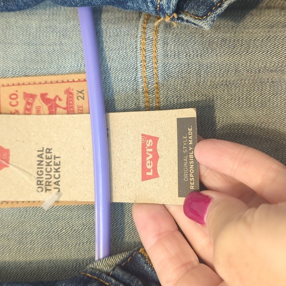 Brand new Levi original trucker blue jean jacket 2X - Picture 2 of 5